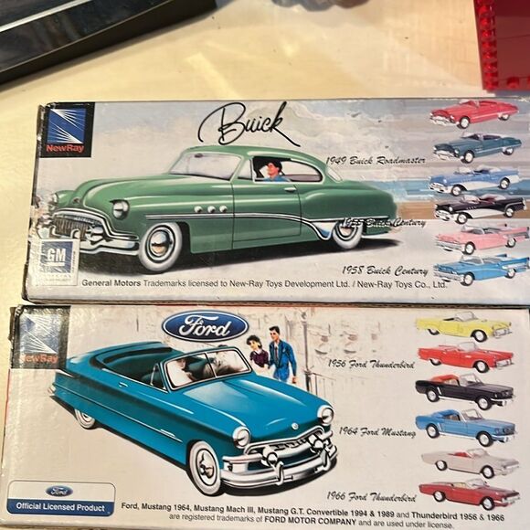 Newray Ford and Buick Die-Cast Model Cars 1:43 1958 Buick T-Bird 1966 - Picture 7 of 7